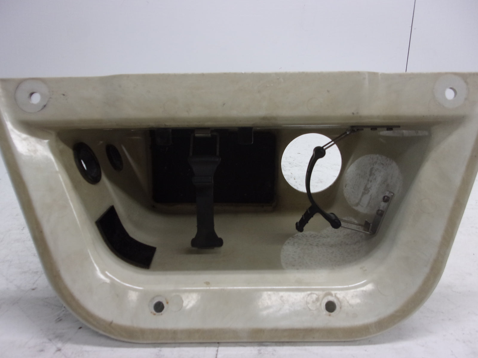Yamaha WaveRunner 2001 GP800/1200 OEM Battery Case Assembly # F0X-U8211-02-00