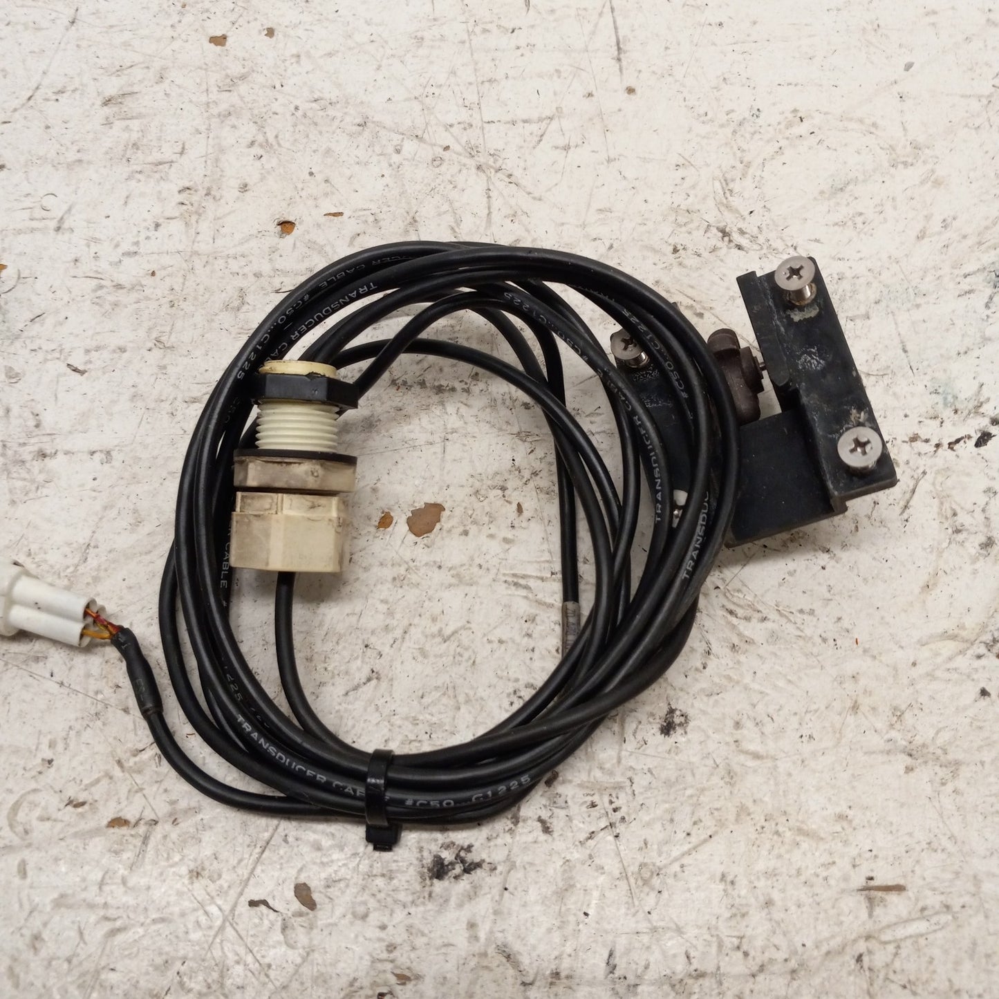 Yamaha Waverunner 1998-2012 GP SUV XL FX OEM Speed Sensor Part# GJ1-U8K31-02-00