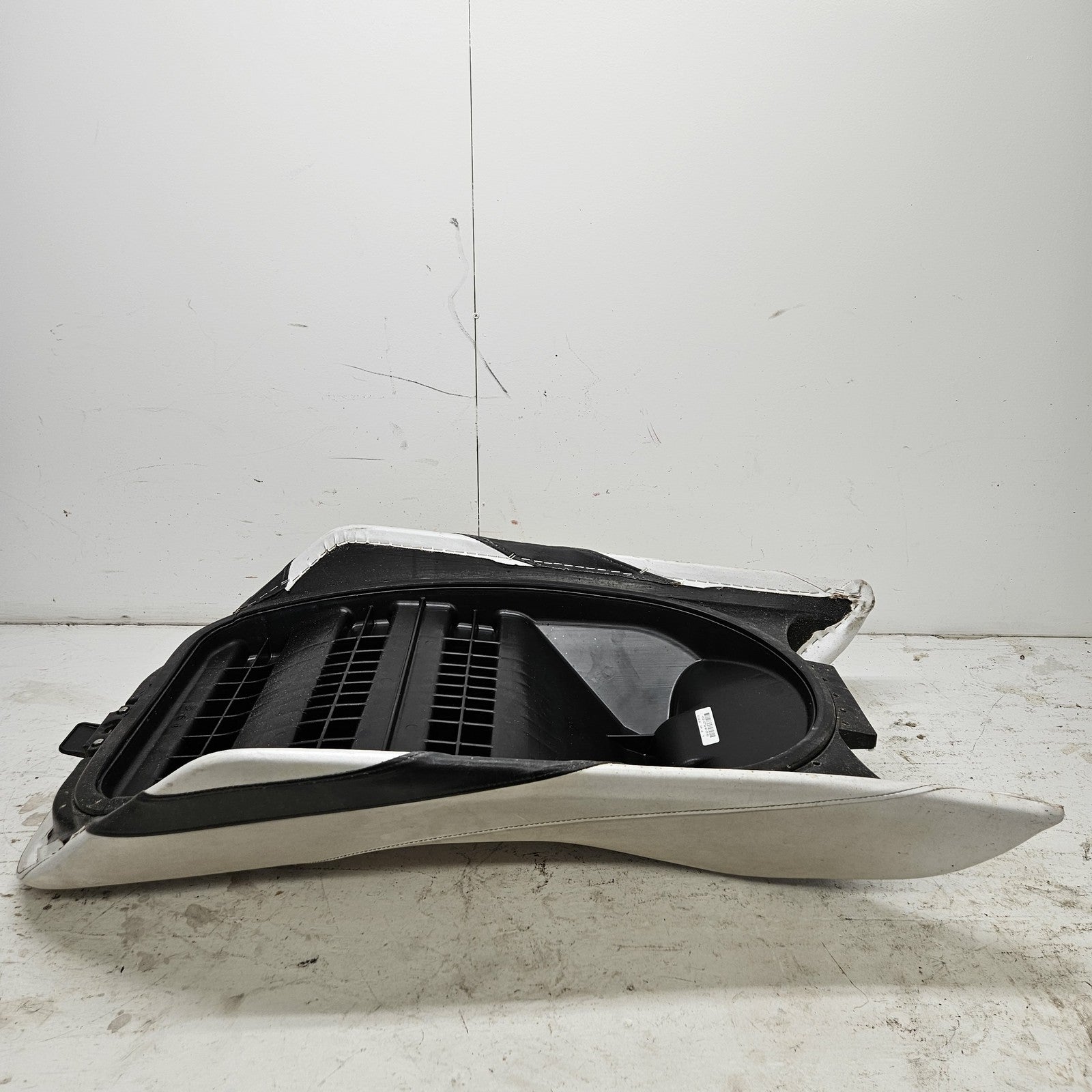 Yamaha WaveRunner PWC 2019 VX Cruiser / Deluxe OEM Double Seat # F2X-U371A-B0-00