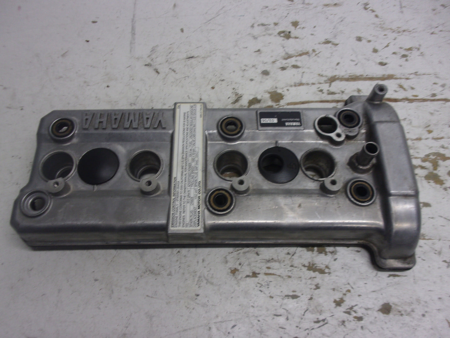 Yamaha WaveRunner 2002-2004 FX FX140 OEM Cylinder Head Cover 60E-11191-00-94