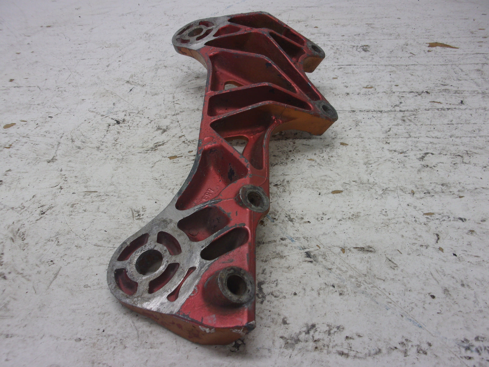 Yamaha Waverunner 1990-1998 WR WVT WB VXR OEM Engine Bracket # 6R7-21415-00-94