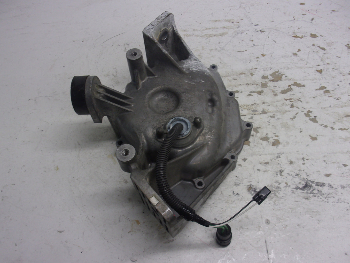 Yamaha Waverunner 2016-2023 VX EX V1 Stator / Generator Cover # 6EY-81410-00-00