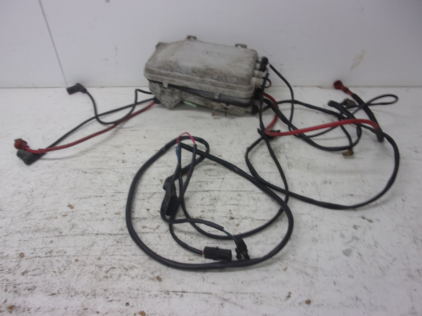 Sea Doo Bombardier 2001 GTS OEM Complete Electrical Box Assembly Part# 278001025
