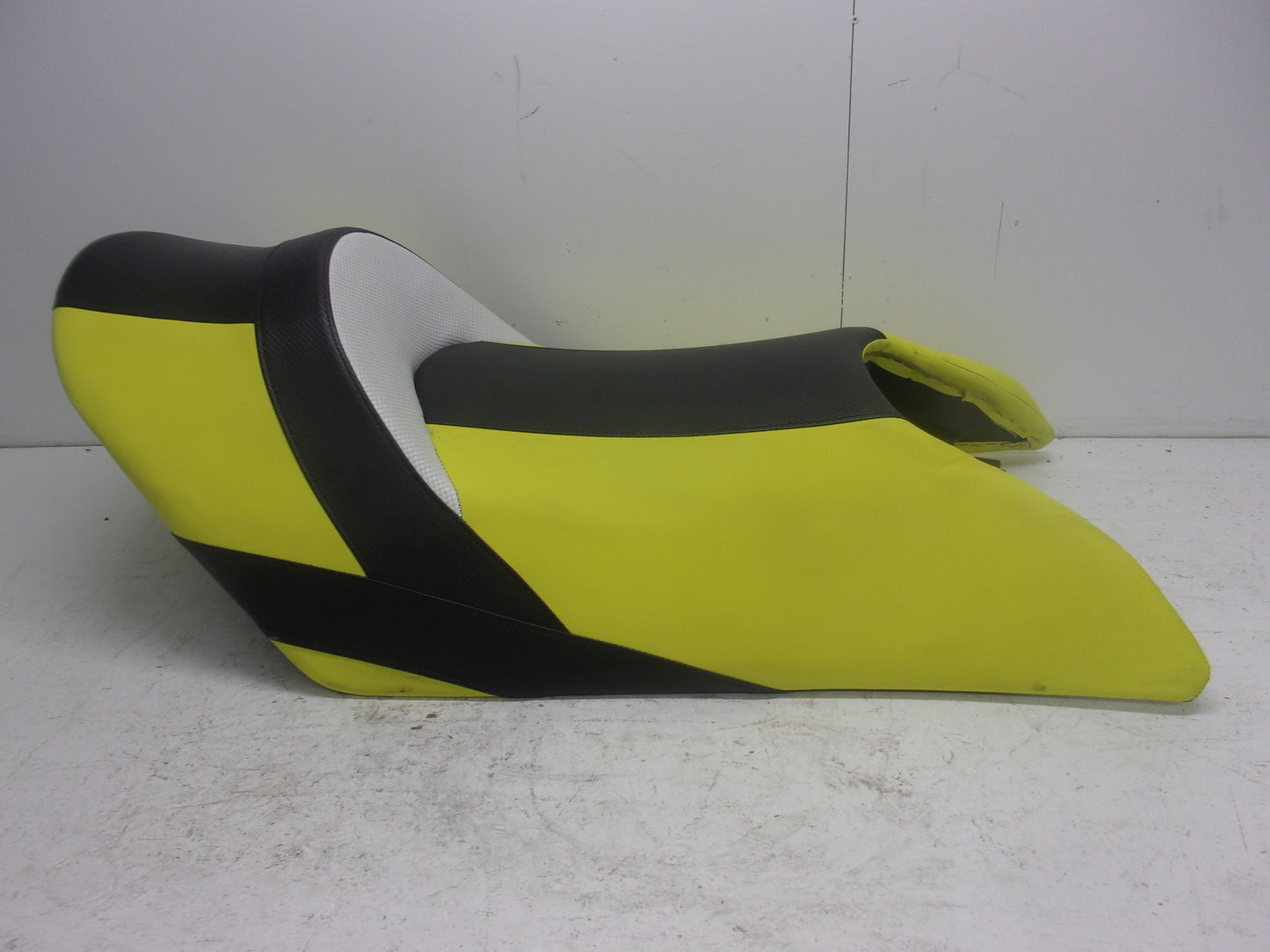 Yamaha WaveRunner 2020 GP1800R SVHO OEM Double Seat Assembly # F2W-U371A-80-00