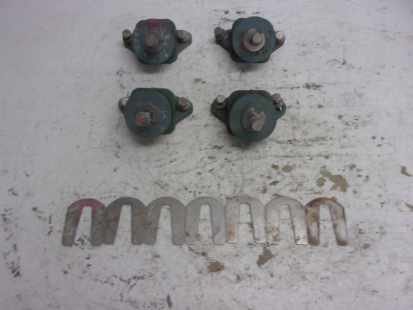 Yamaha WaveRunner 1996-2003 SV GP XL OEM Engine Mount Set Part# 63M-44517-01-5B