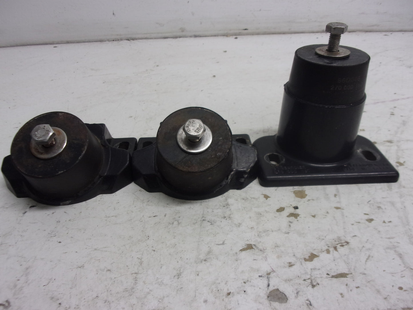 Sea Doo Bombardier PWC 1996 GSX GTX XP Engine Mount Set # 270000220