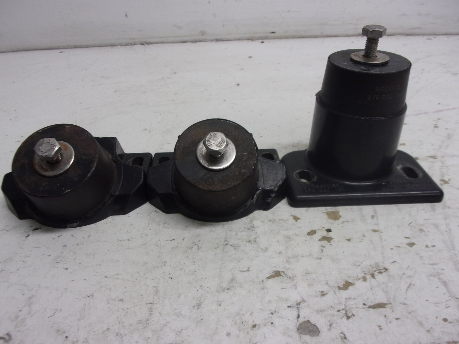 Sea Doo Bombardier PWC 1996 GSX GTX XP Engine Mount Set # 270000220