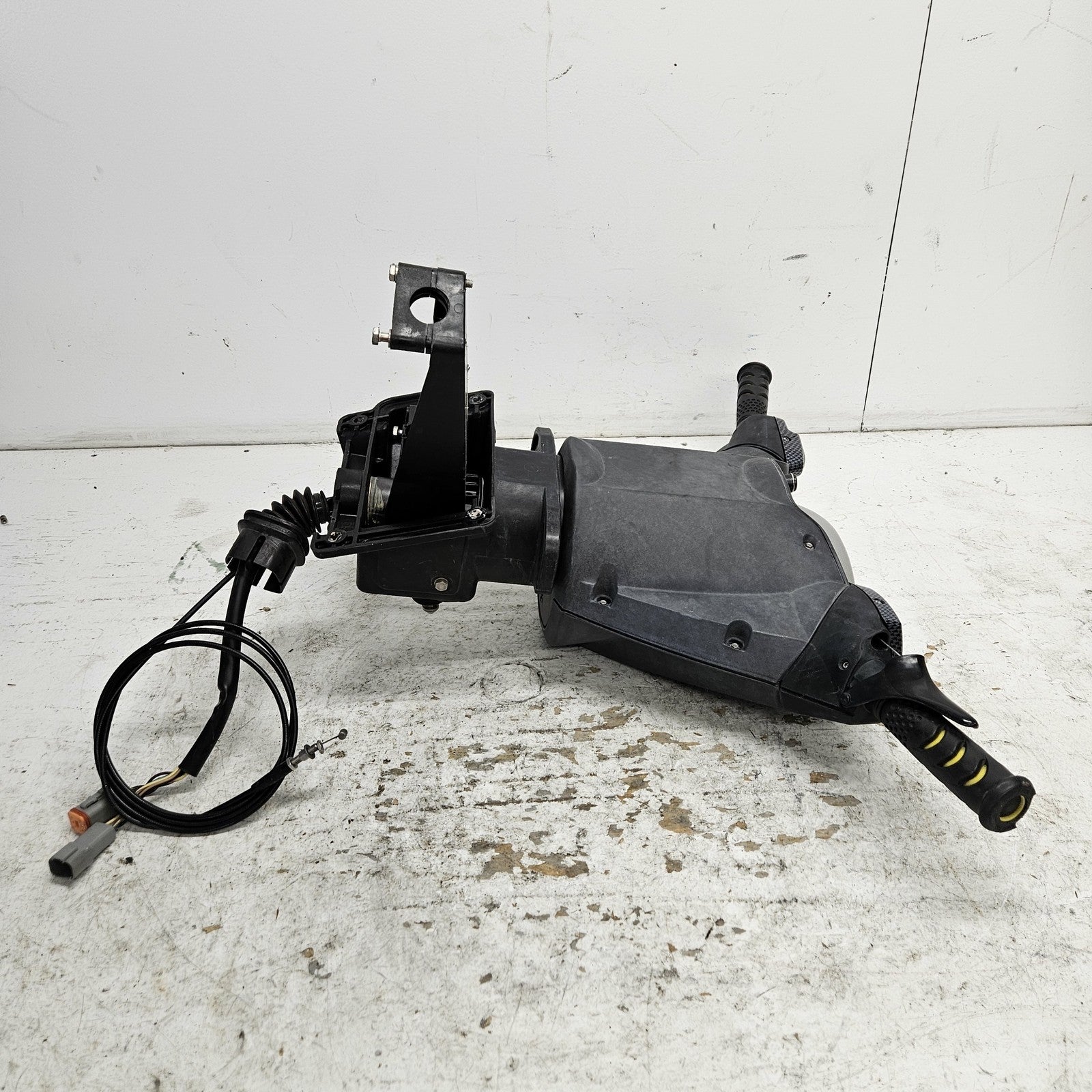 Sea Doo Bombardier 2003-2004 GTX SC Complete Handlebar + Controls 277001096