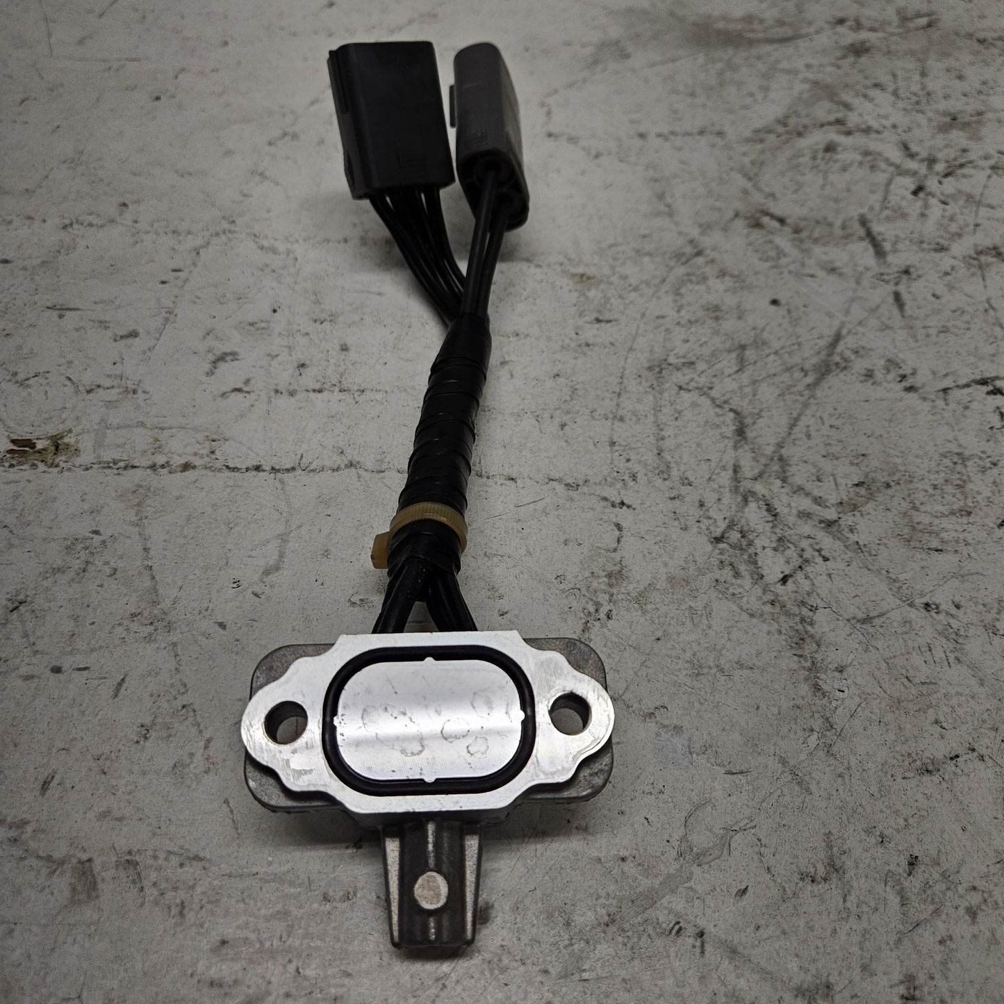 Yamaha WaveRunner 2015-2022 FX GP VX EX V1 Earth Plate Comp 6CS-8273J-10-00