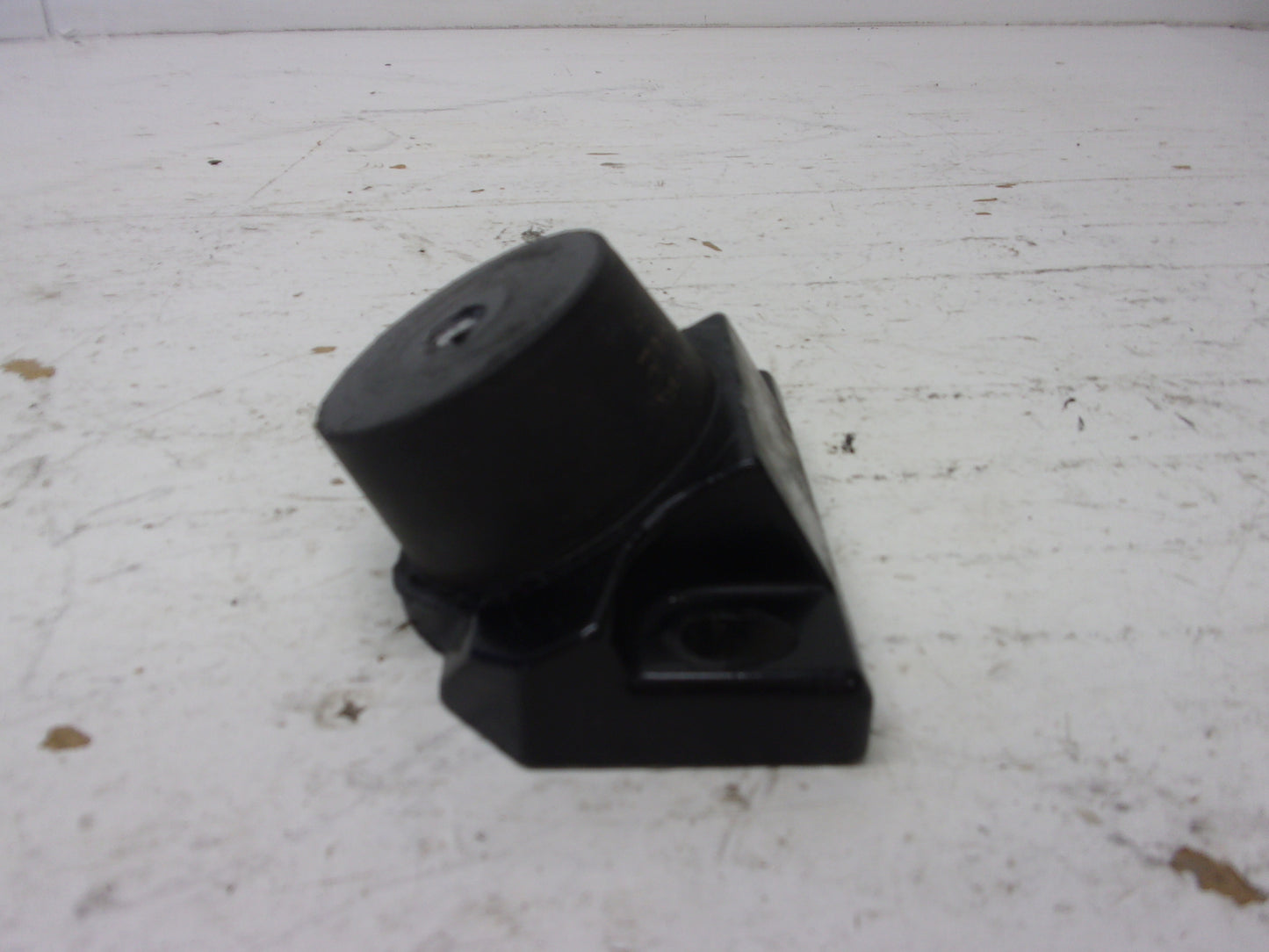 Sea Doo Bombardier 1998 GTX RFI OEM Engine Mount Set Part# 270000346