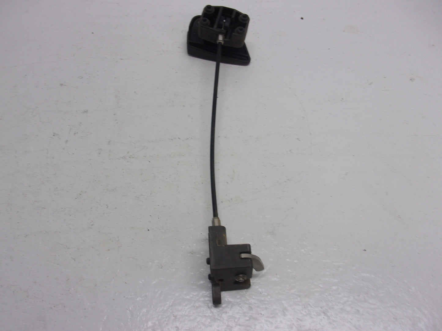 Yamaha Waverunner 2002-2005 FX1000 FX1100 FX140 Hood Latch # F1B-651A1-00-00