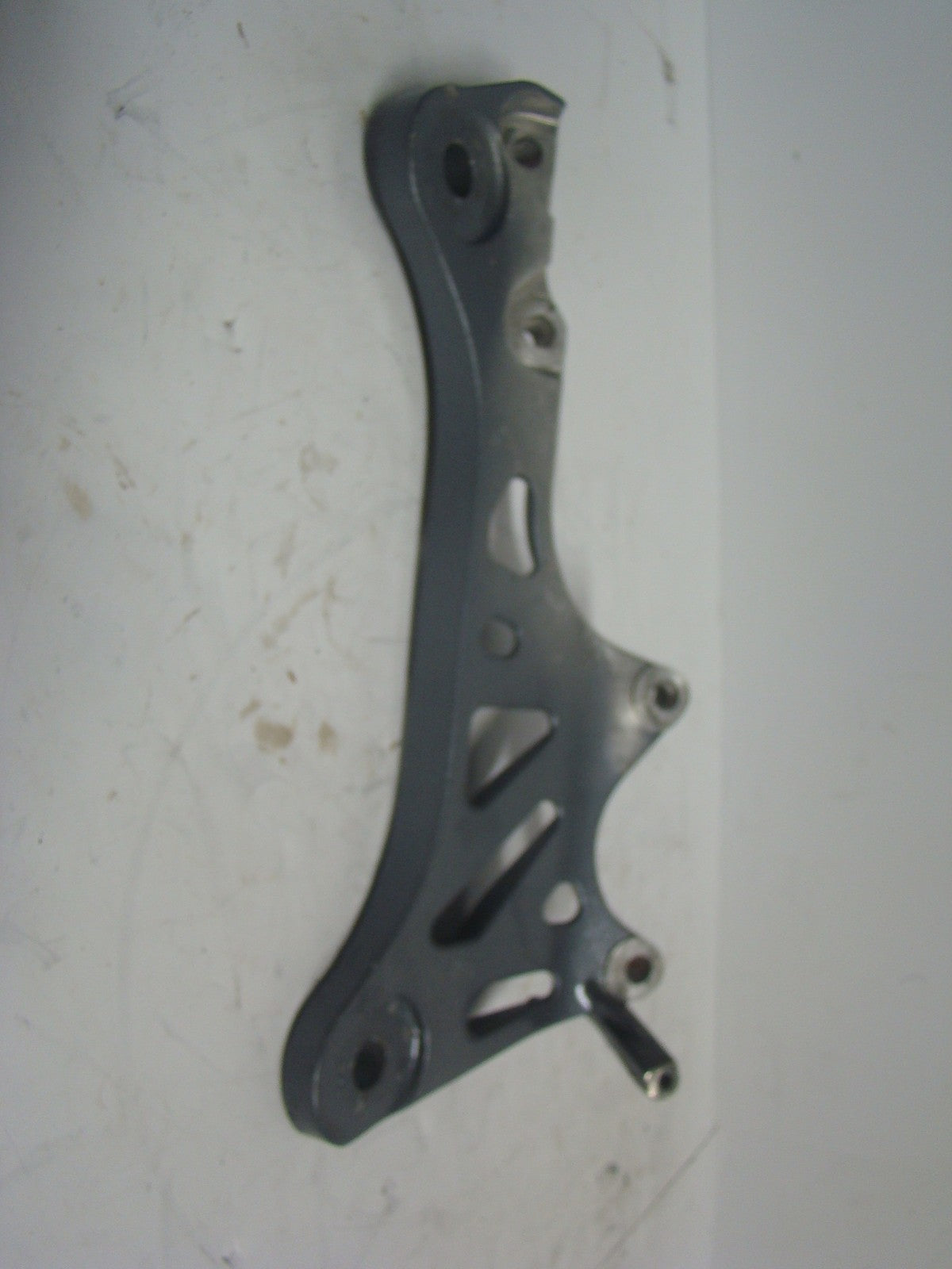 Yamaha Waverunner 2004 XL 700 Front Upper Engine Bracket Part# 6R7-21415-01-00