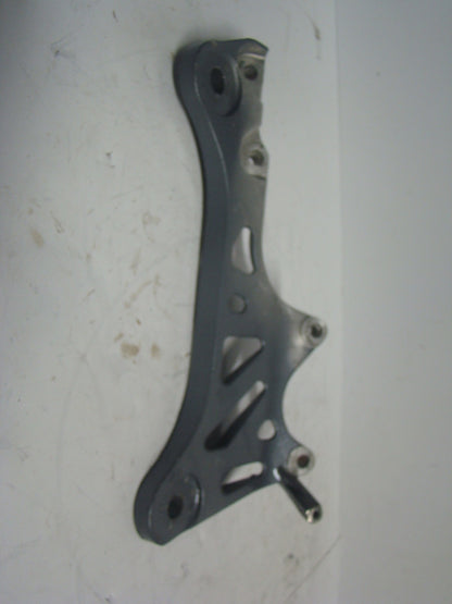 Yamaha Waverunner 2004 XL 700 Front Upper Engine Bracket Part# 6R7-21415-01-00