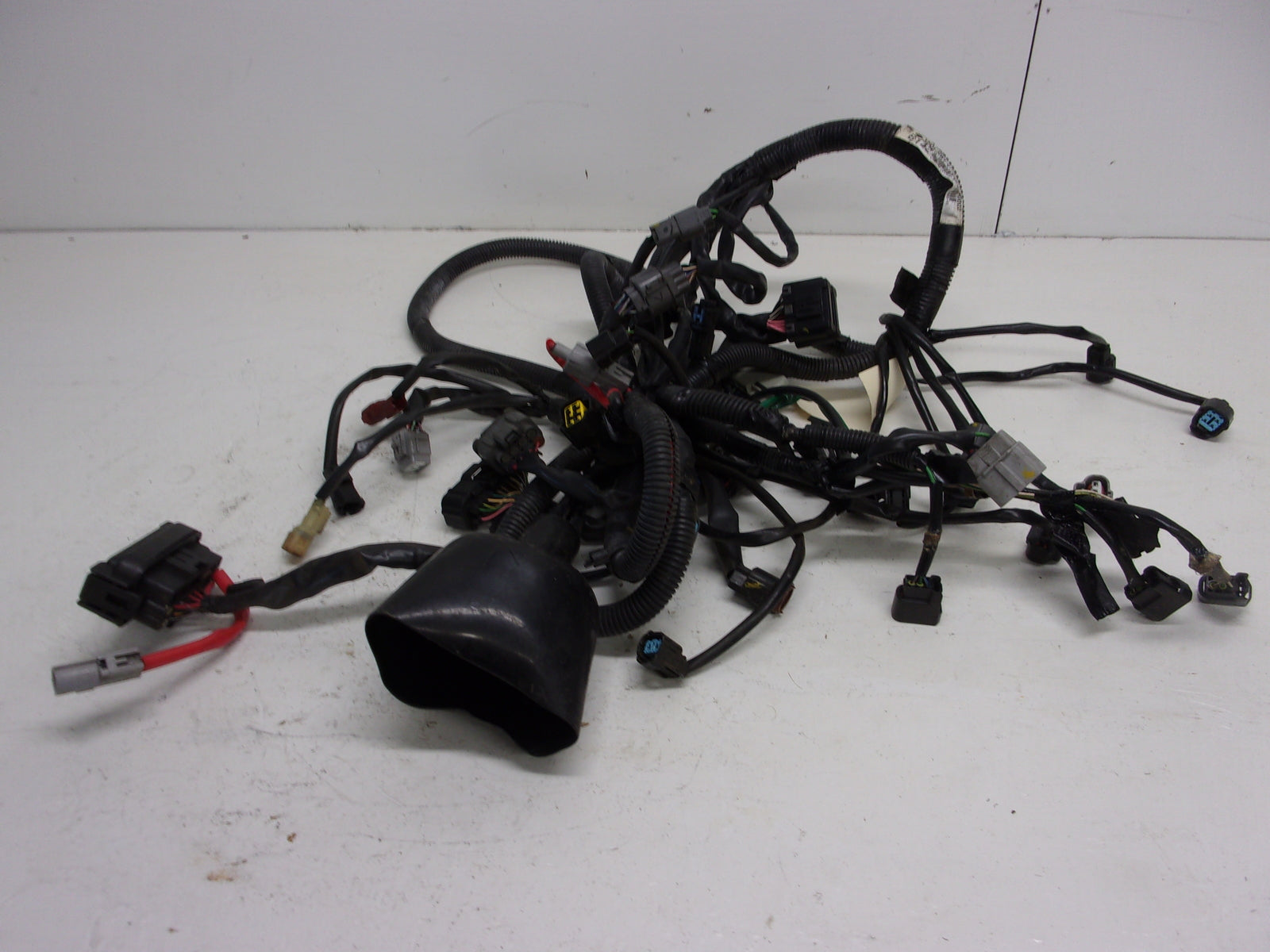 Honda  Aquatraxx 2002-2003 F-12 F-12X Frame + Engine Harness Set # 32100-HW1-680