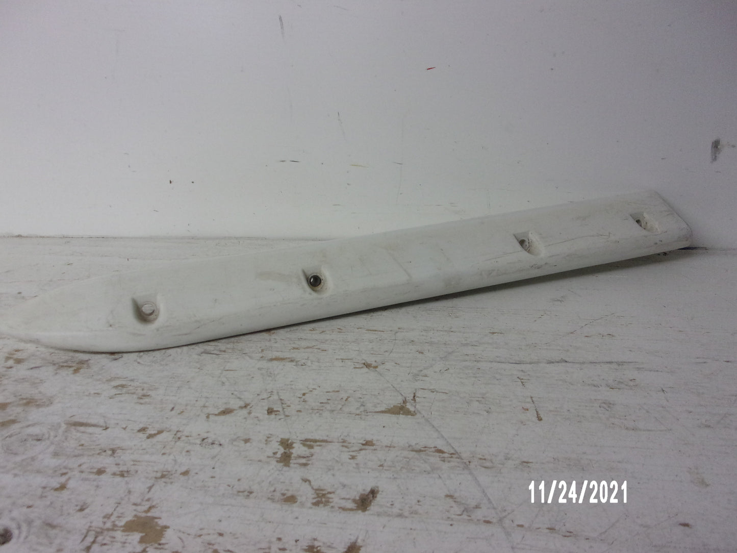 Kawasaki Jet Ski 1995-1997 STS SSXI OEM White Left Stabilizer # 59437-3706-8U