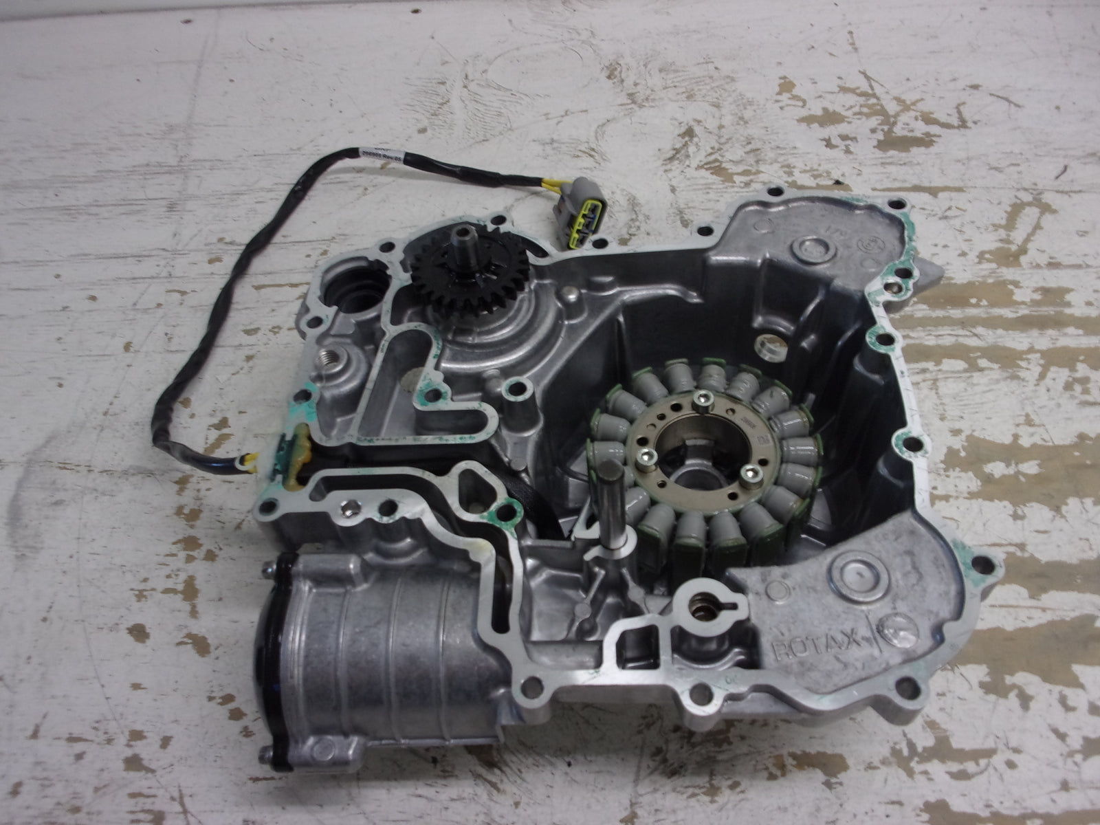 Sea Doo Bombardier 2014-2022 GTI GTS Spark OEM Ignition Cover + Stator 420911052