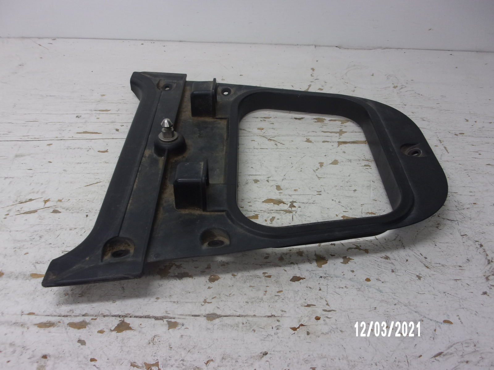 Yamaha WaveRunner PWC 2013-2019 VX FX VXR VXS OEM Deck Beam Part F2S-U890L-04-00