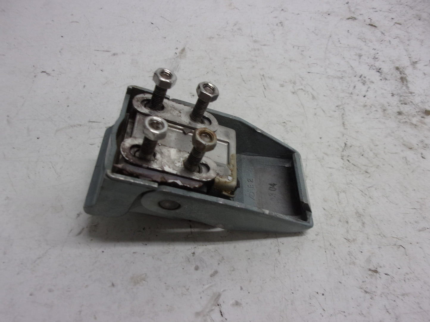 Kawasaki Jet Ski 1992-2001 750 SX SXI OEM Engine Hood Lock Assembly # 27016-3723