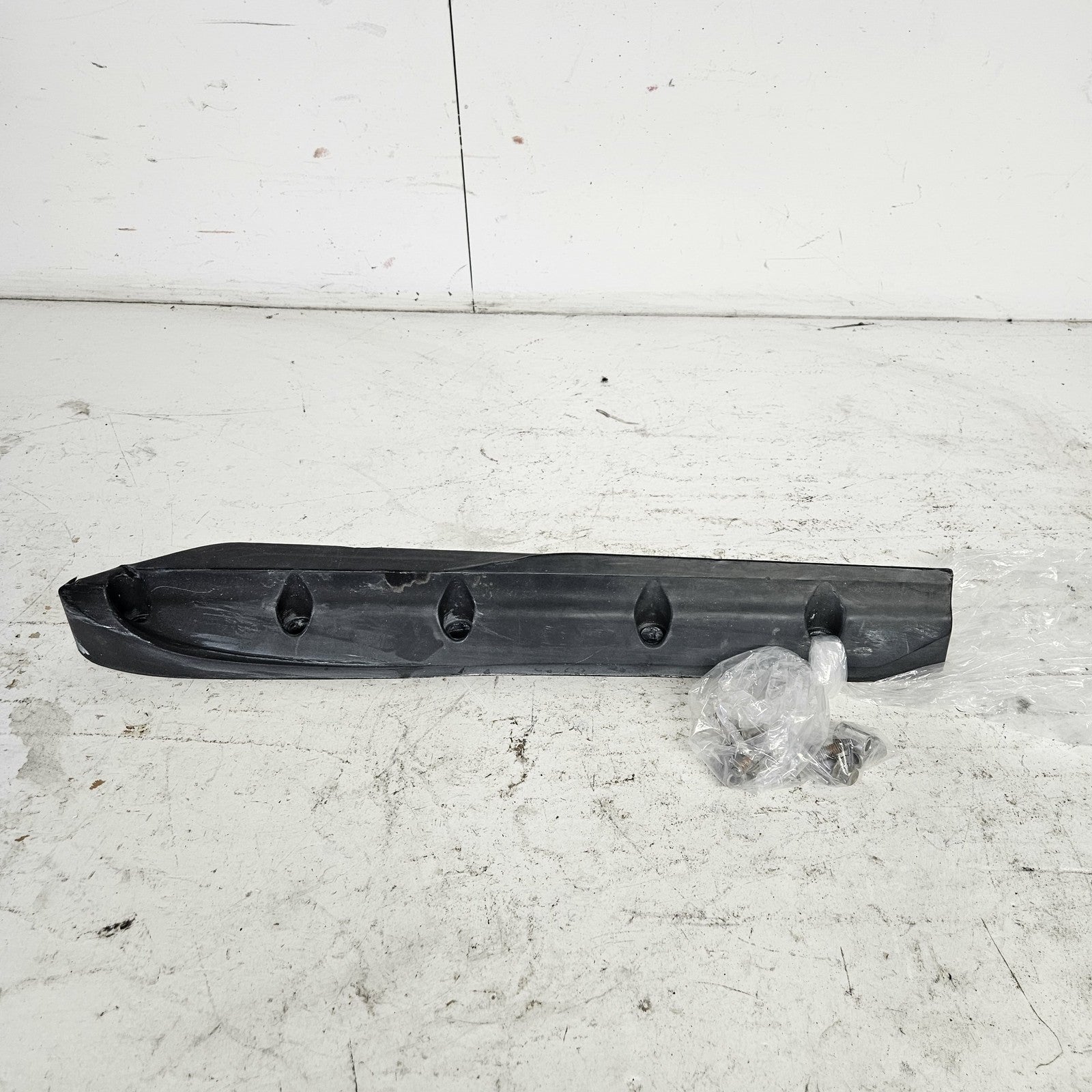 Yamaha WaveRunner 2004-2022 FX VX VXS VXR GP OEM Right Sponson # F1S-U883P-01-00