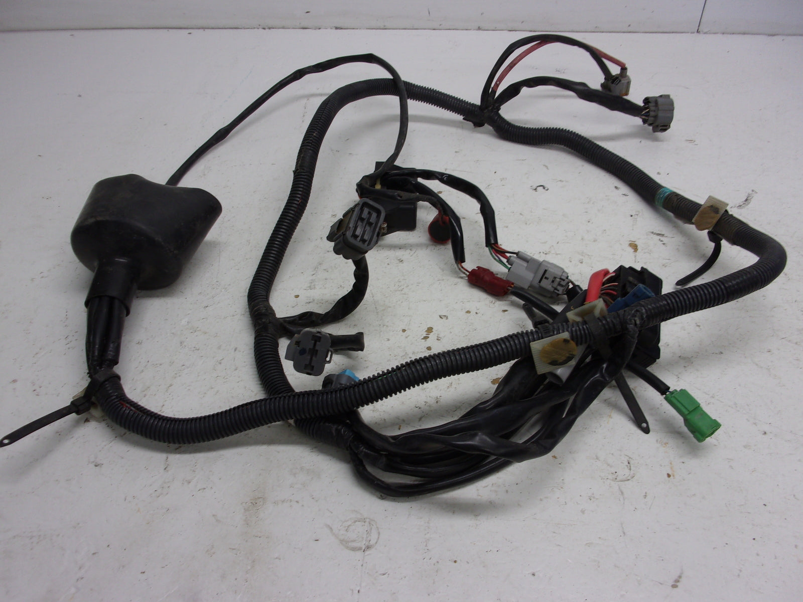 Honda PWC Aquatraxx 2004-2007 F-12 F-12X OEM Frame Wire Harness # 32100-HW1-690