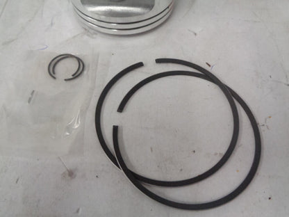 Kawasaki Jet Ski 1988-1990 X2 650SX TS JS300 NEW OEM Standard Piston # 13001-370