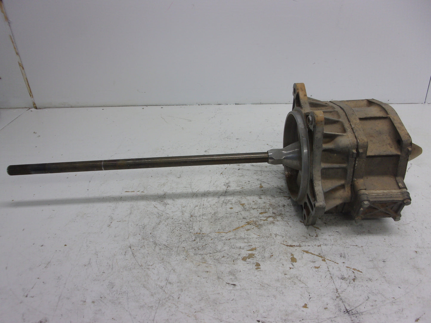 Yamaha WaveRunner 1999-2001 XL GP1200 OEM Prop + Shaft + Housing 66V-R1321-00-00
