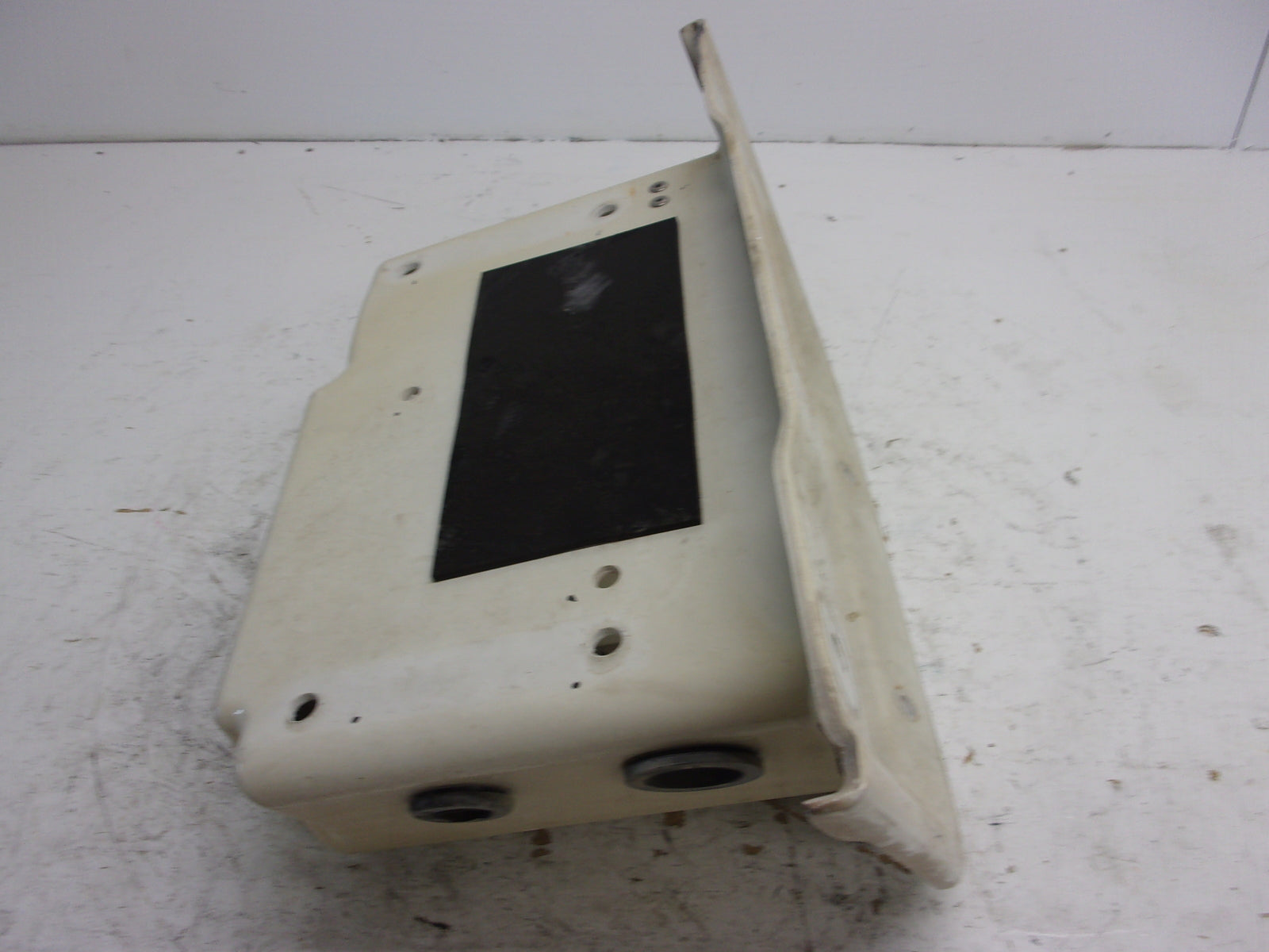 Yamaha WaveRunner 2001 GP800/1200 OEM Battery Case Assembly # F0X-U8211-02-00
