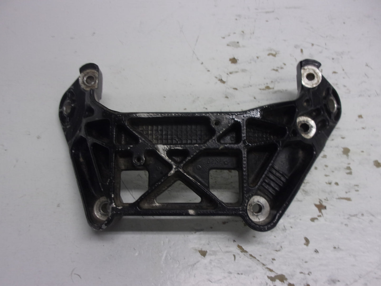 Yamaha Waverunner 1997-1999 WVT GP XL 1100/1200 Front Bracket # 63M-21415-02-94