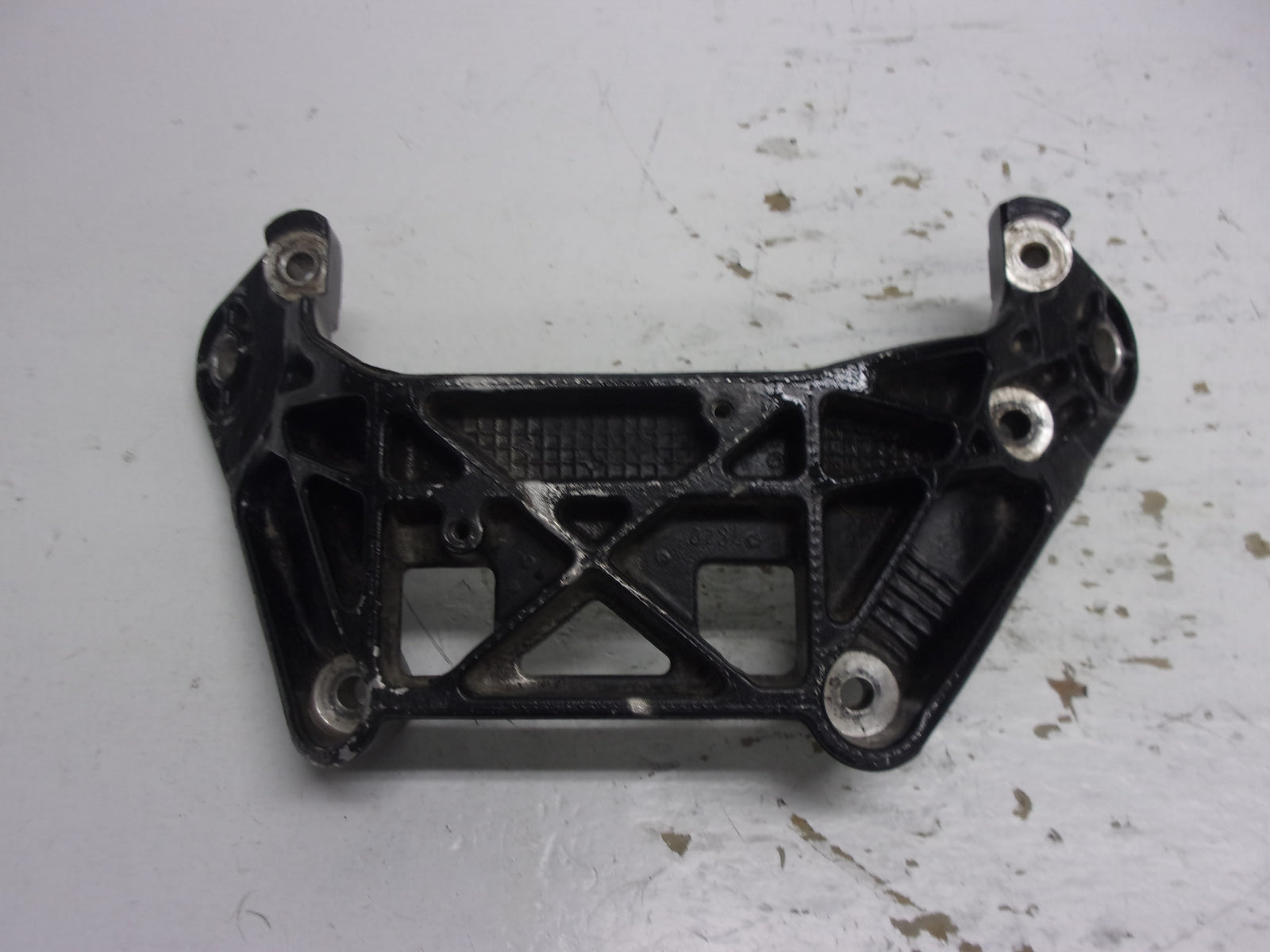 Yamaha Waverunner 1997-1999 WVT GP XL 1100/1200 Front Bracket # 63M-21415-02-94