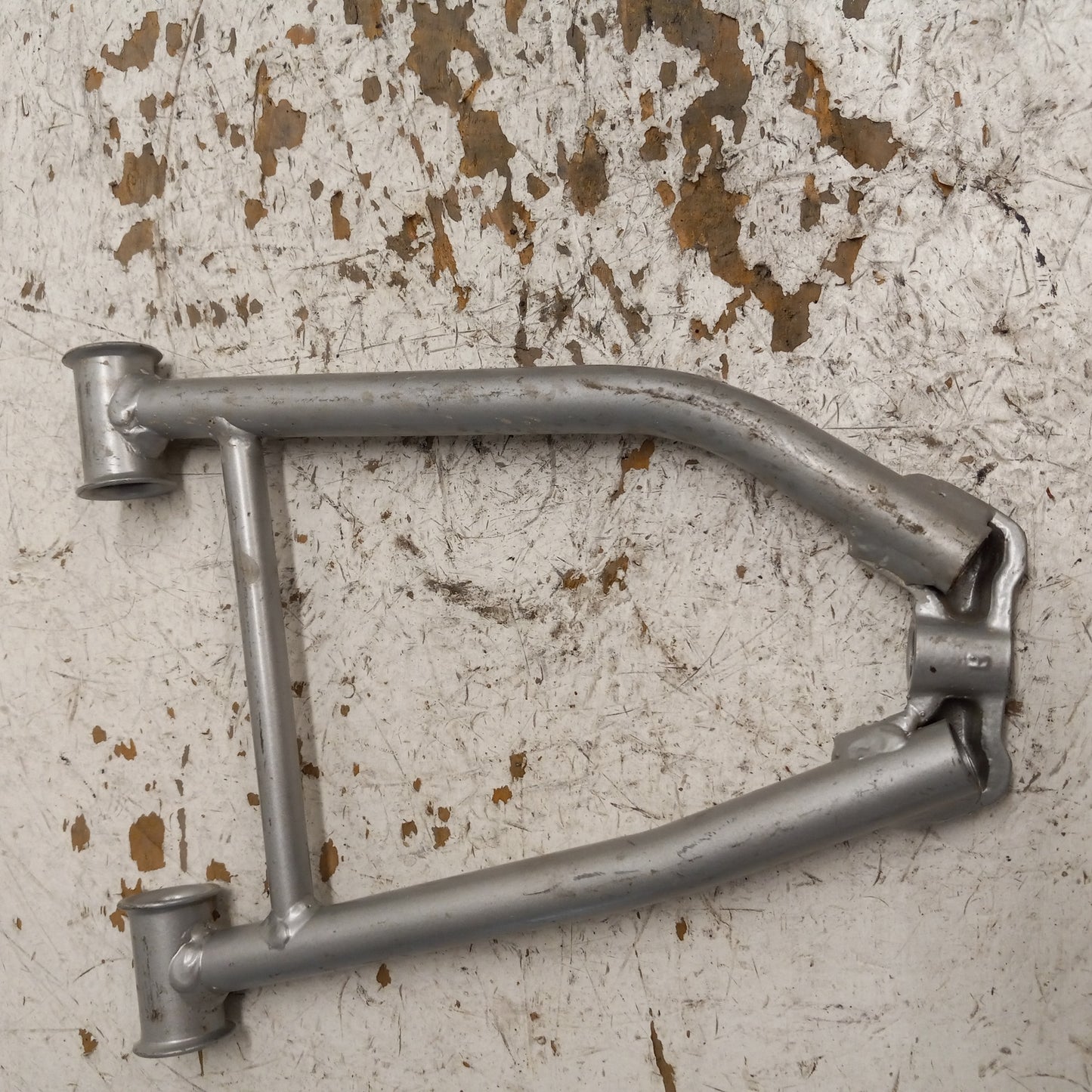 Polaris Snowmobile 2005 RMK OEM Silver RH Upper Control Arm # 2202937