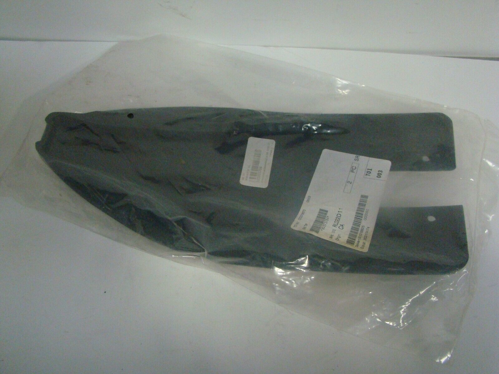 Ski-Doo Snowmobile 2015-2018 Freeride / Summit New Black Ski Tip Part# 505073784