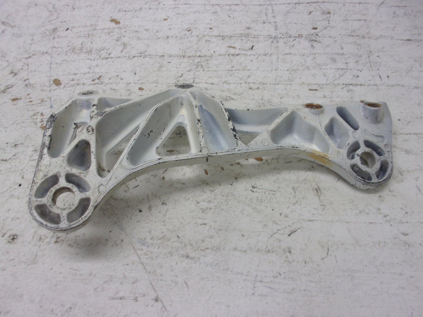 Yamaha Waverunner 1990-1998 WR WVT WB VXR OEM Engine Bracket # 6R7-21415-00-94