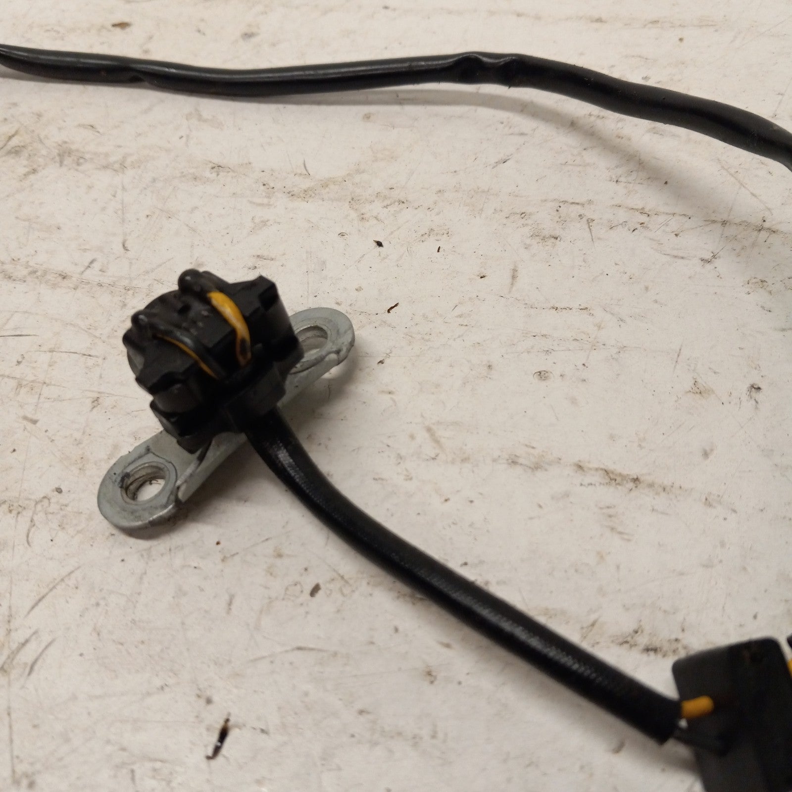 Sea Doo Bombardier 2003-2005 GTX RXP RXT OEM Crankshaft Sensor Part# 420664140
