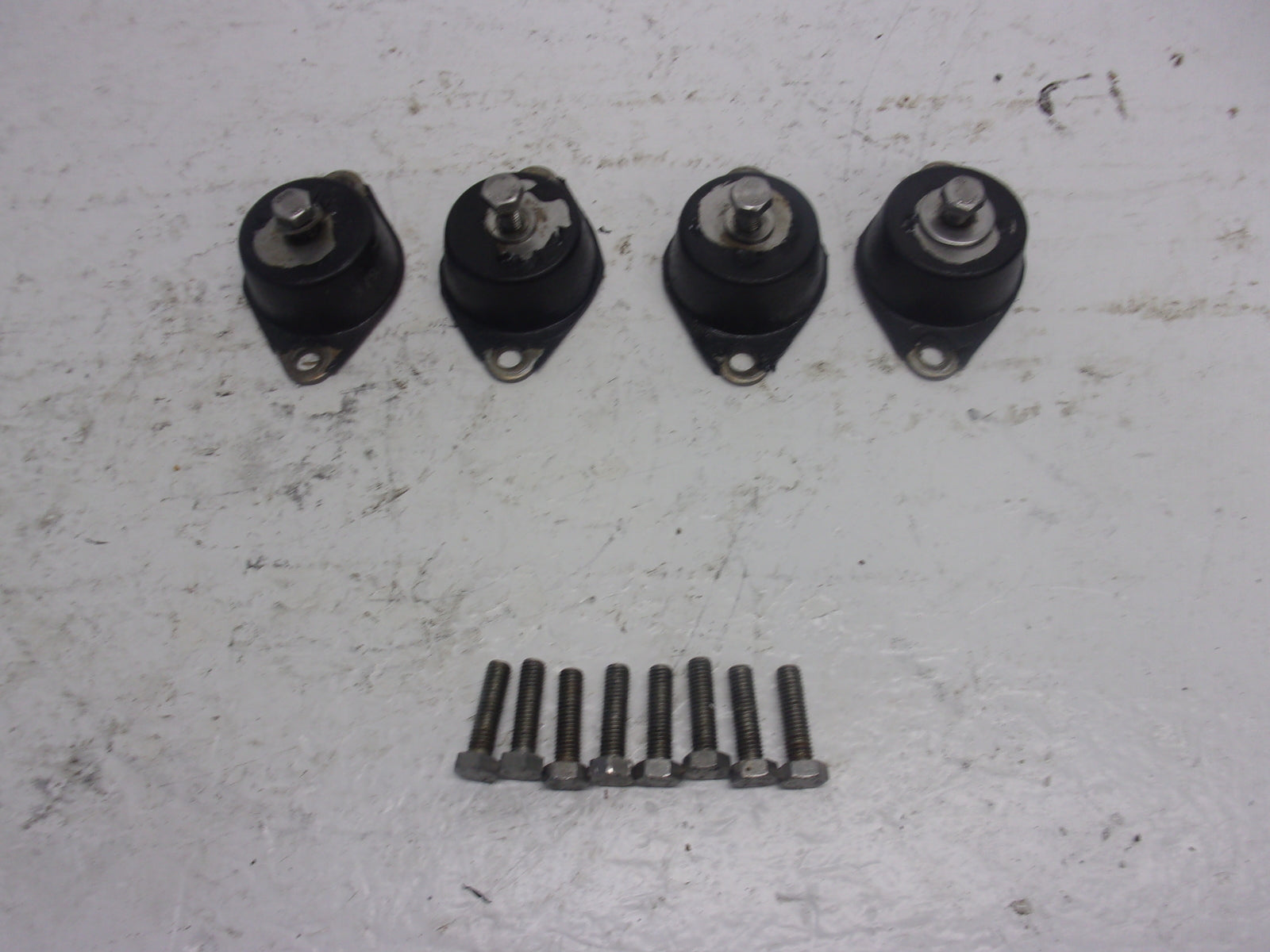 Sea Doo Bombardier 1991-1993 XP SP SPI SPX GTI GTX Engine Mount Set 270000032