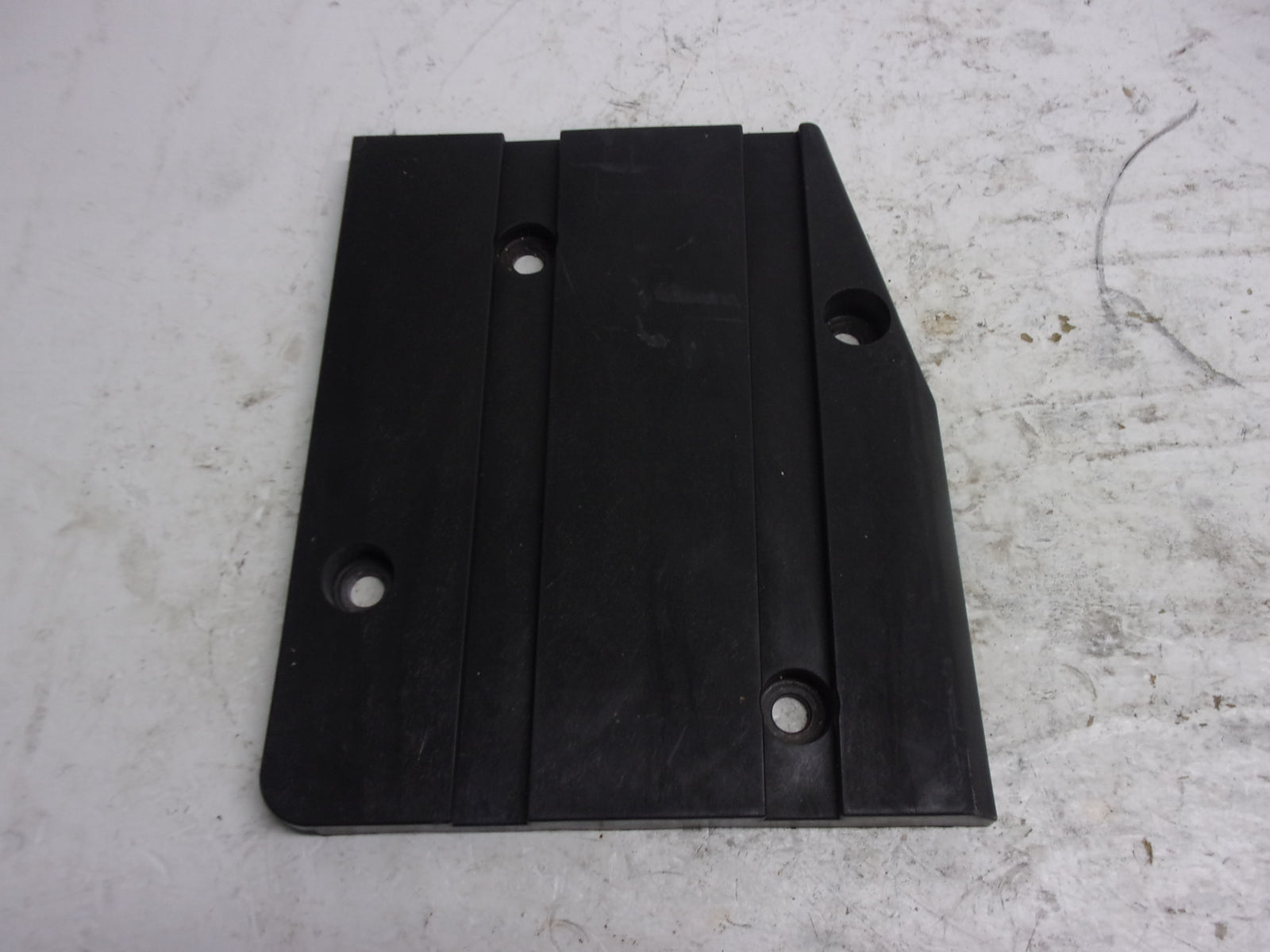 Yamaha Waverunner 2003 GP 1300 OEM RH + LH Step Plate Set Part# F1G-U884R-00-00