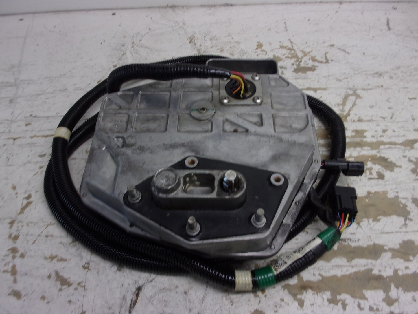 Yamaha Waverunner 2018 VX Cruiser HO OEM Trim Motor Assembly # F2X-6140B-01-00