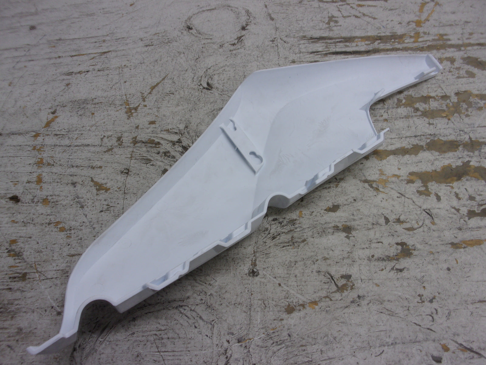 Husqvarna 2018-2019 FX FS FX TX TX OEM White RH Air Box Cover # 2510601400028
