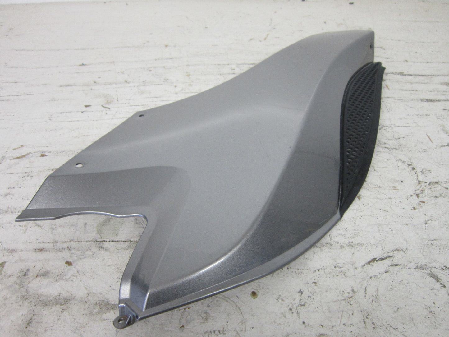 Can-Am Roadster 2012-2013 Spyder RS ST OEM Silver Left Side Panel # 705006260