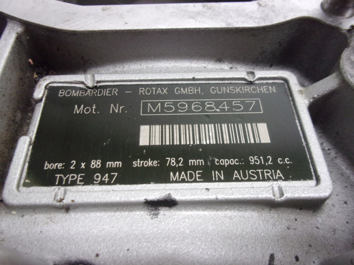 Sea Doo Bombardier 2003 GTX RX XP DI 951 OEM Crankcase Assembly Part# 420888532