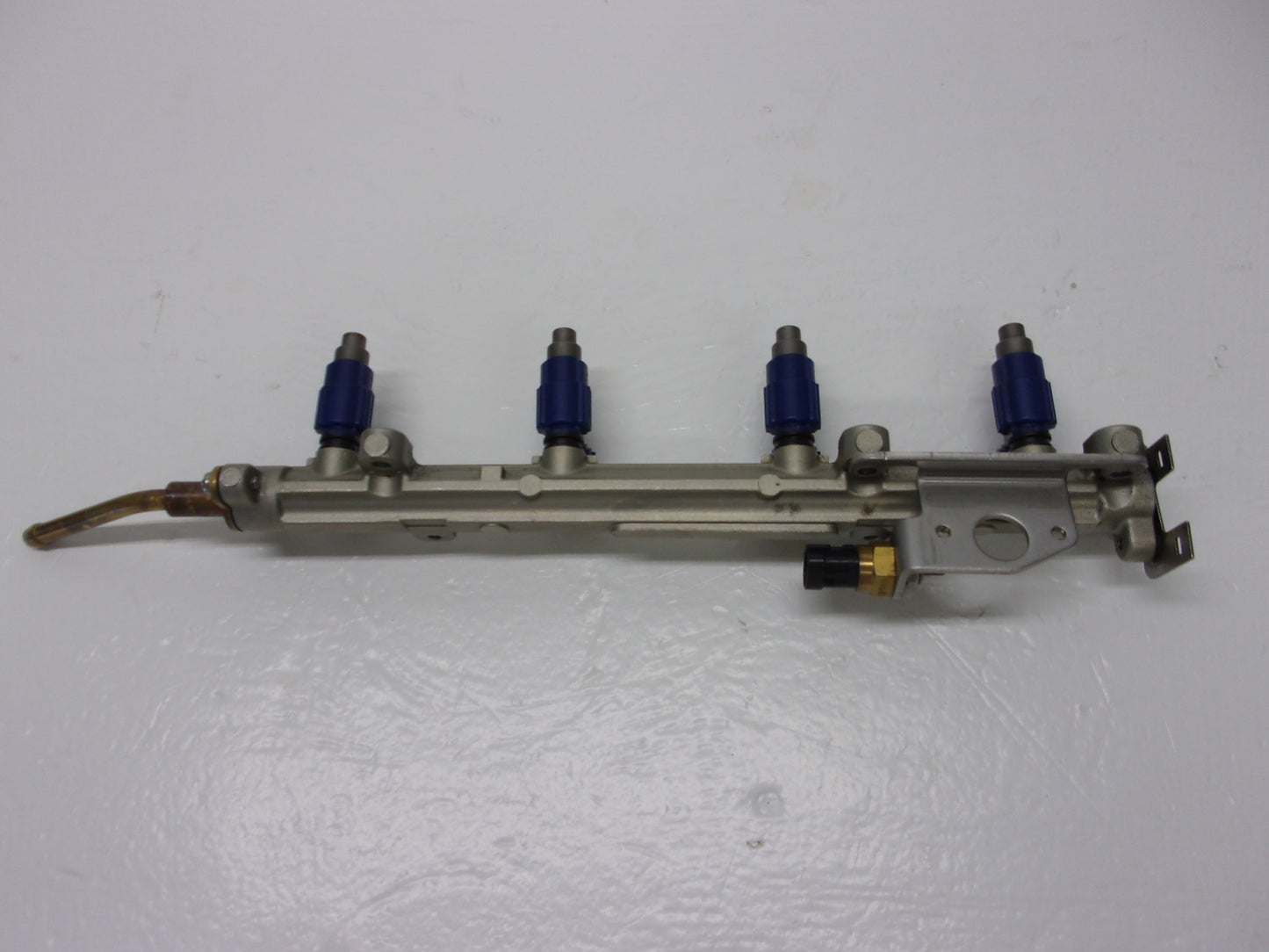 Yamaha WaveRunner 2002-2003 FX FX140 OEM Fuel Rail + Injectors # 60E-13761-00-00