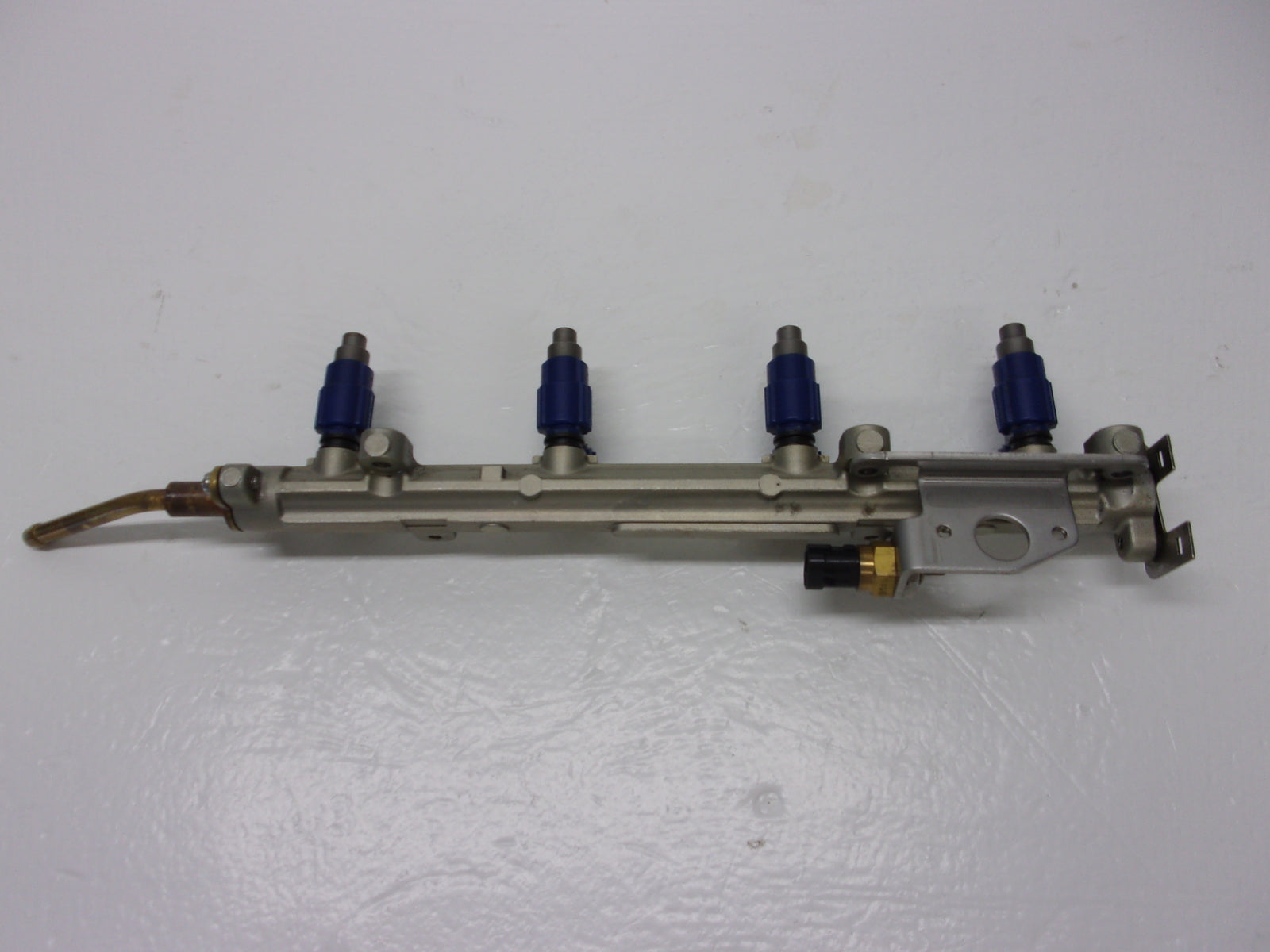 Yamaha WaveRunner 2002-2003 FX FX140 OEM Fuel Rail + Injectors # 60E-13761-00-00