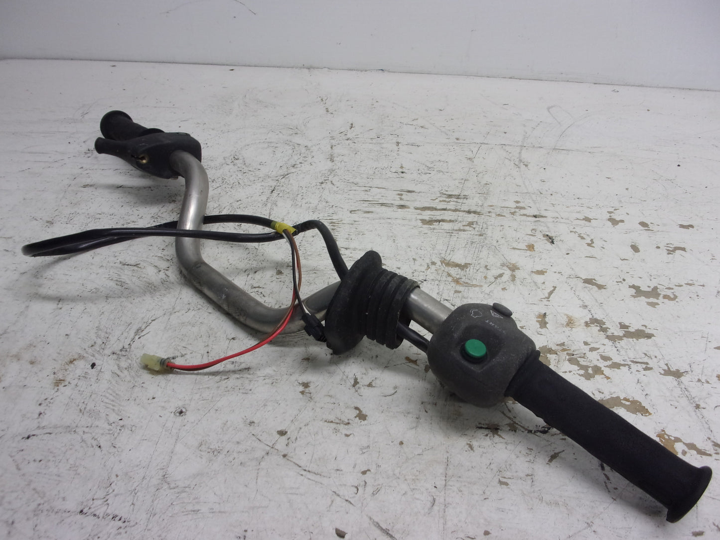 Yamaha WaveRunner 1996-1998 WVT GP WRD WR Complete Handlebar GJ1-U1552-02-00