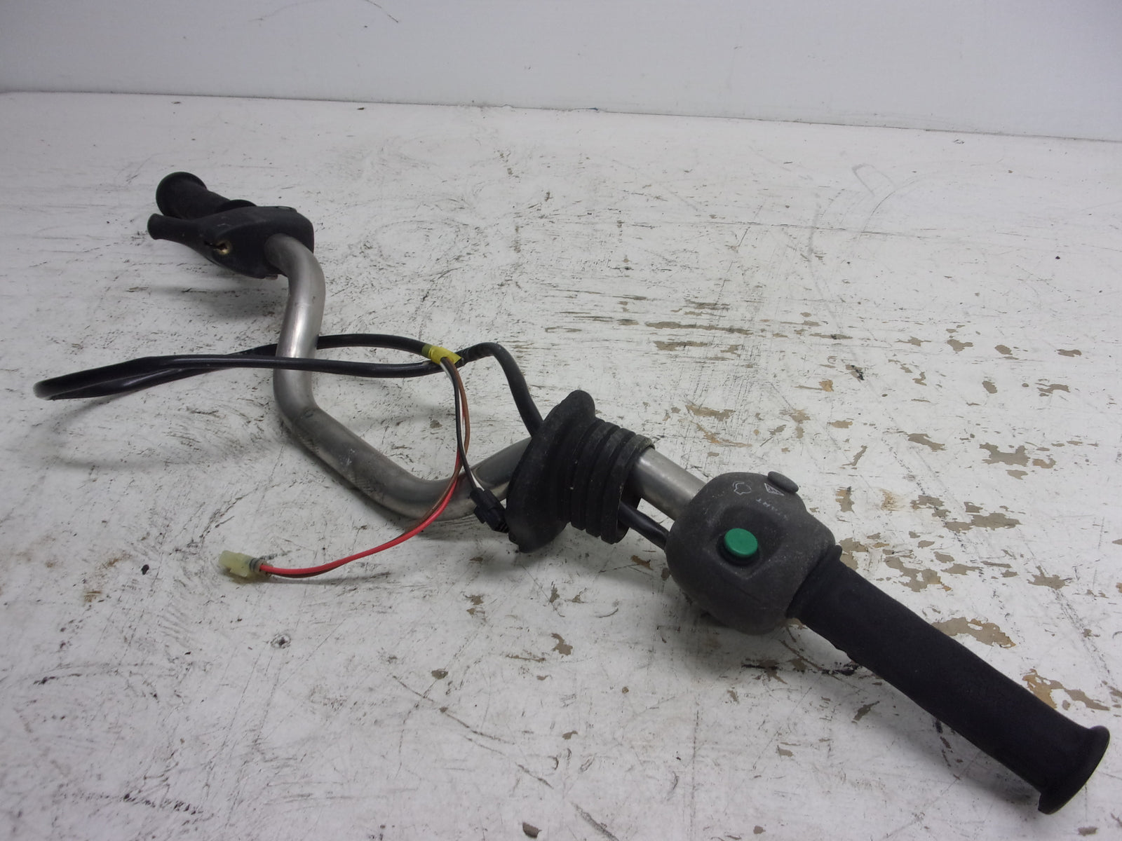 Yamaha WaveRunner 1996-1998 WVT GP WRD WR Complete Handlebar GJ1-U1552-02-00