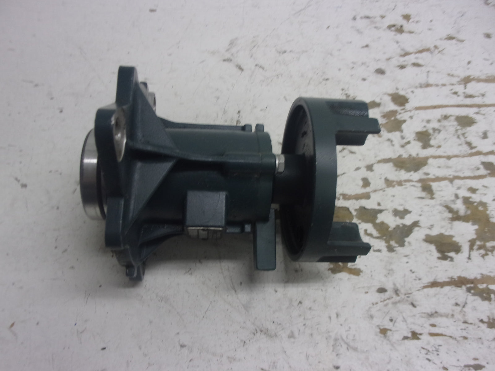 Yamaha 1989-1991 WaveRunner / Jammer Bearing Housing + Coupler # 6K8-45331-00-94