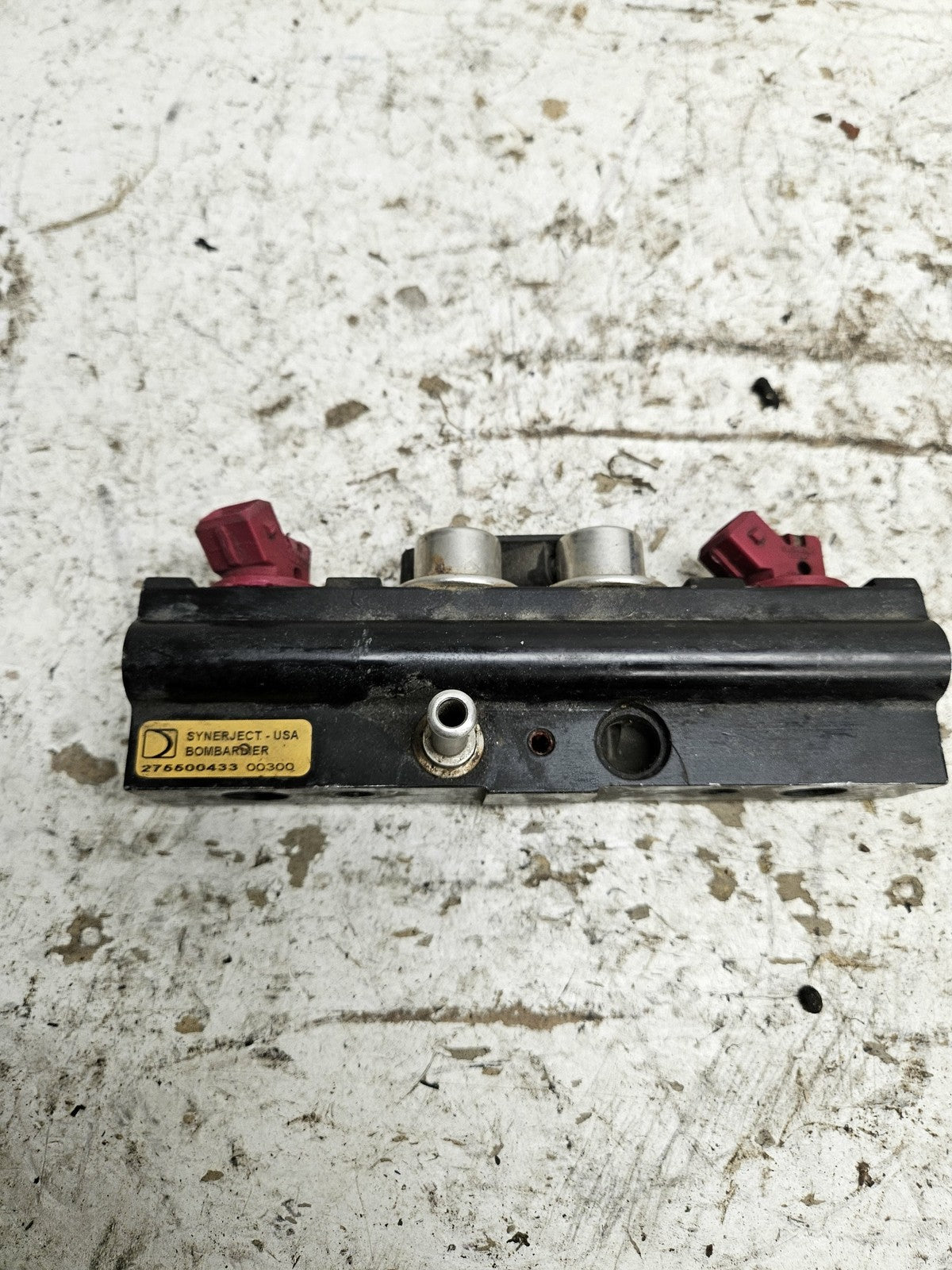 Sea Doo Bombardier 2000 GTX DI OEM Fuel Distributor + Injectors Part# 275500433