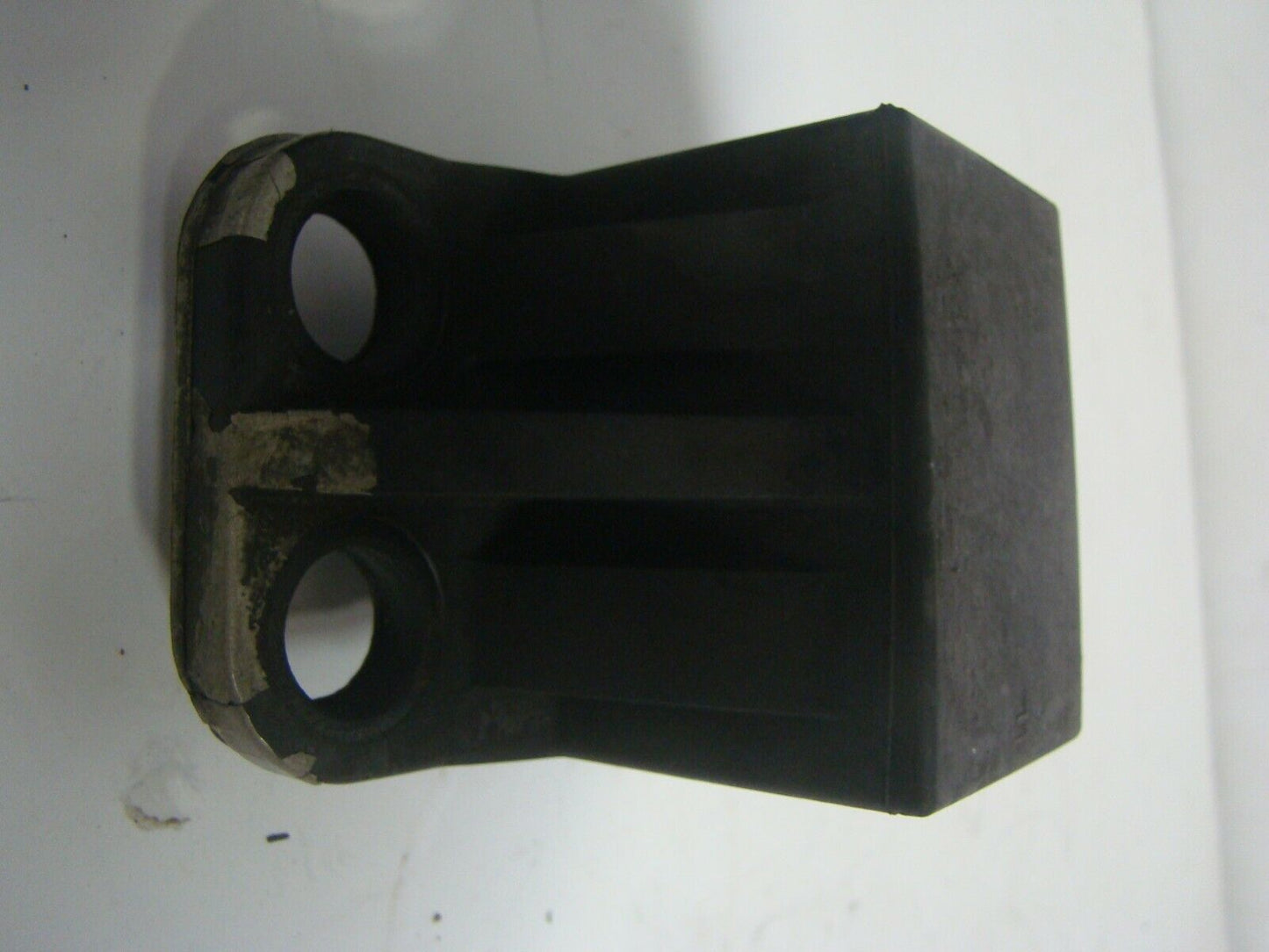 Yamaha 1999-2004 XL 700 WaveVenture 700 760 Upper Mount Stopper 63N-44532-01-00