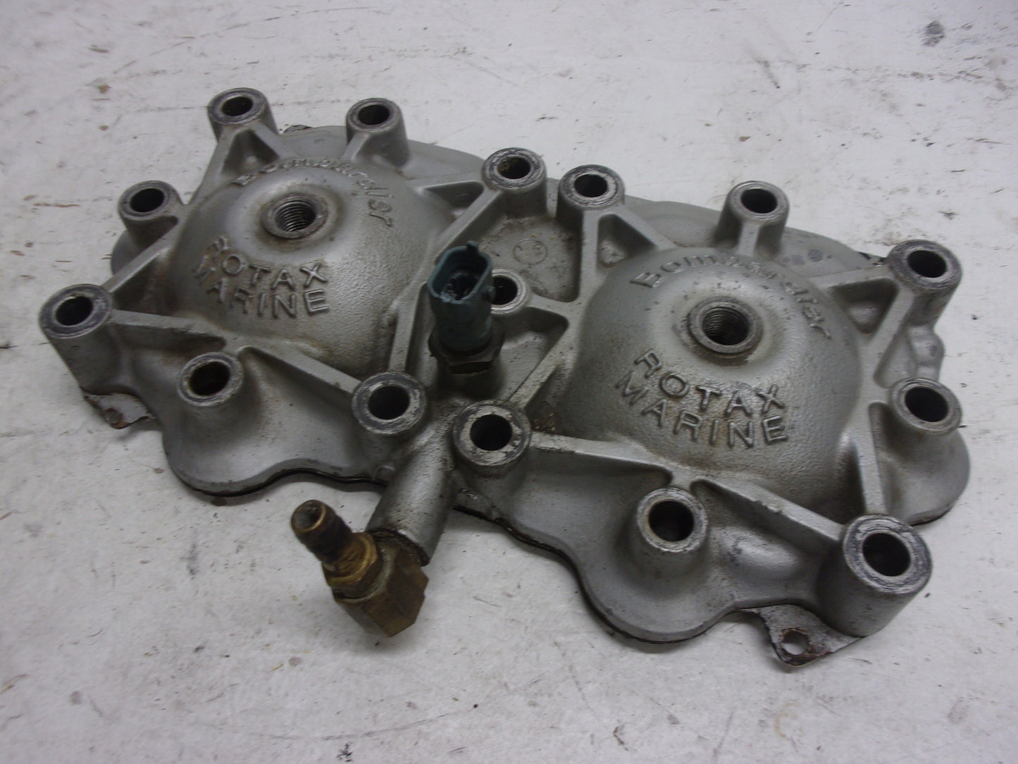 Sea Doo Bombardier 2000-2002 XP GTX RX LRV OEM Silver Cylinder Head # 290923921