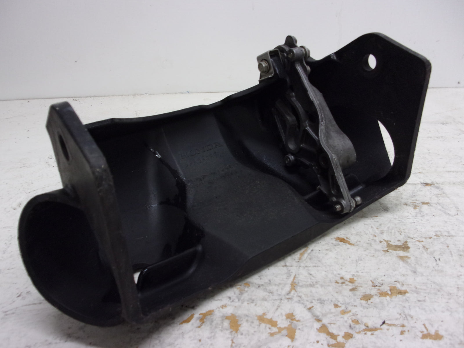 Honda PWC Aquatraxx 2002-2009 F-12 F-12X OEM Reverse Bucket Part# 24860-HW1-670