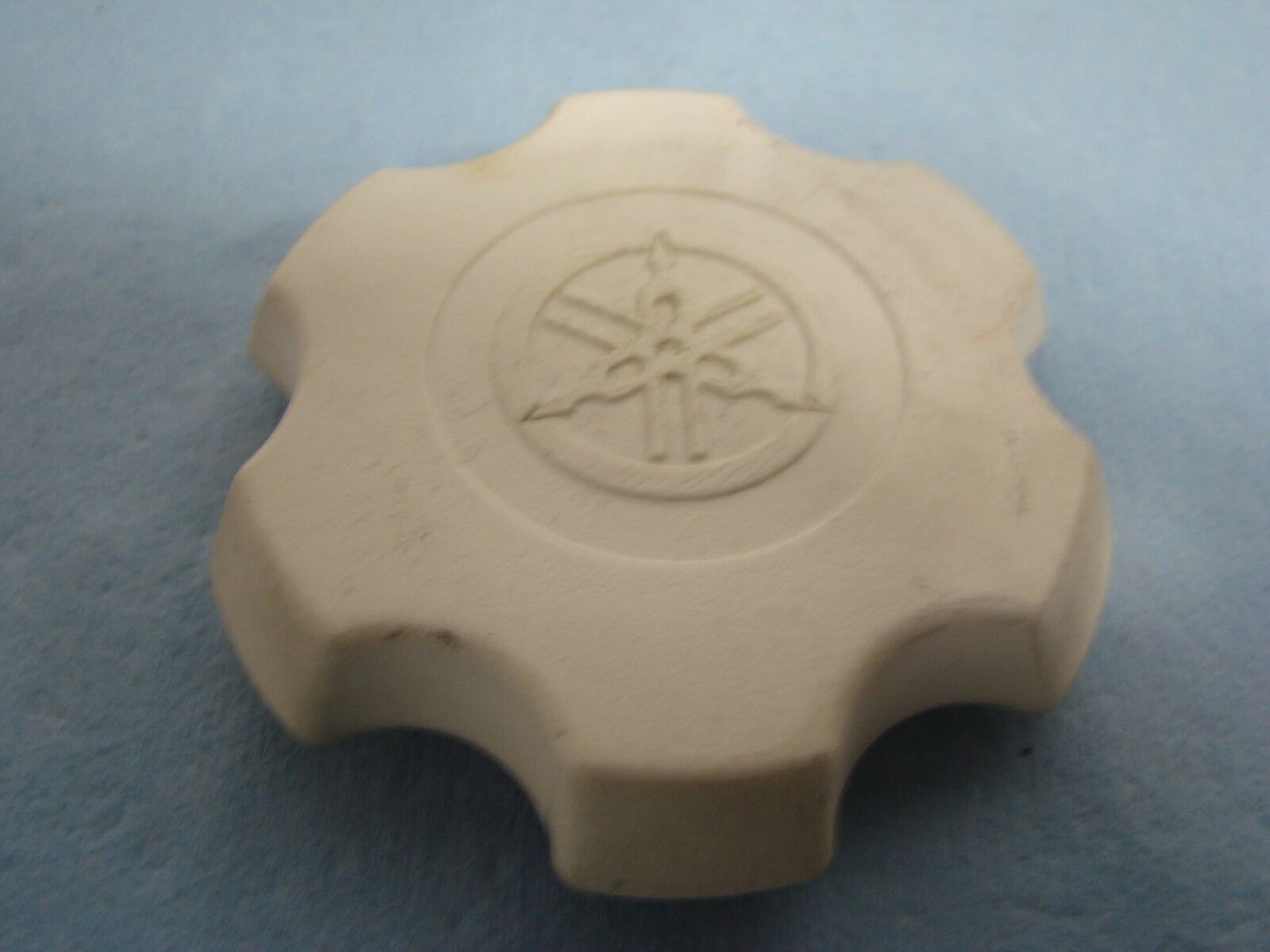Yamaha Waverunner1989-2009 GP XLT FX VX110 OEM White Fuel Cap  GP7-U7831-11-00