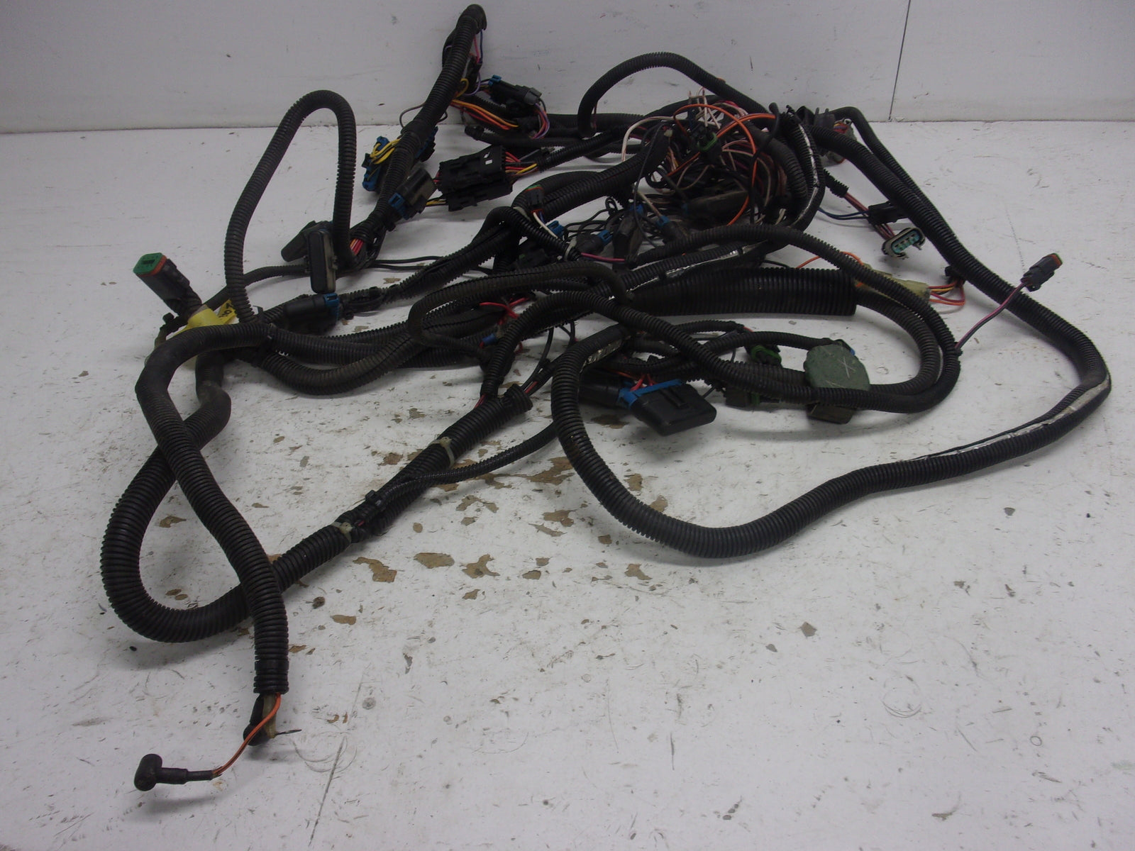 Polaris PWC Watercraft 2001 Virage OEM Wire Harness Set Part# 2460953